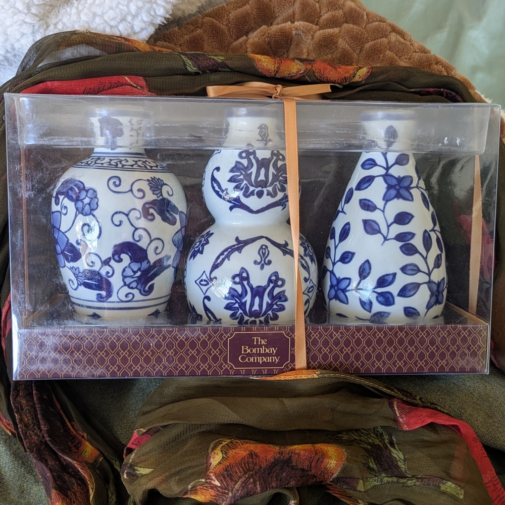 Floral Ceramic Vases Trio in Blue and White